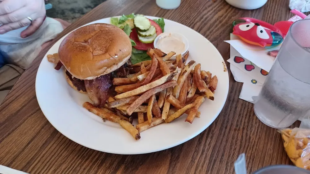 Bacon Cheeseburger with French Fries